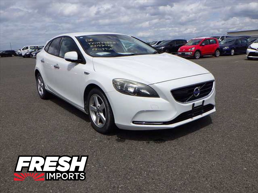 Used Volvo V40 2014 in Meath